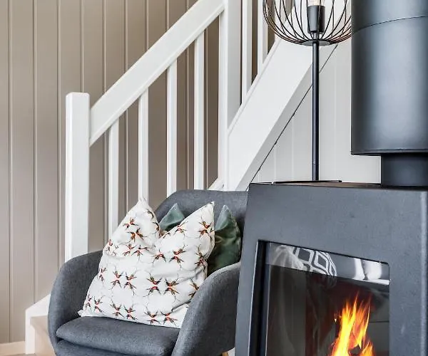 Rorsundet Brygge Villa *